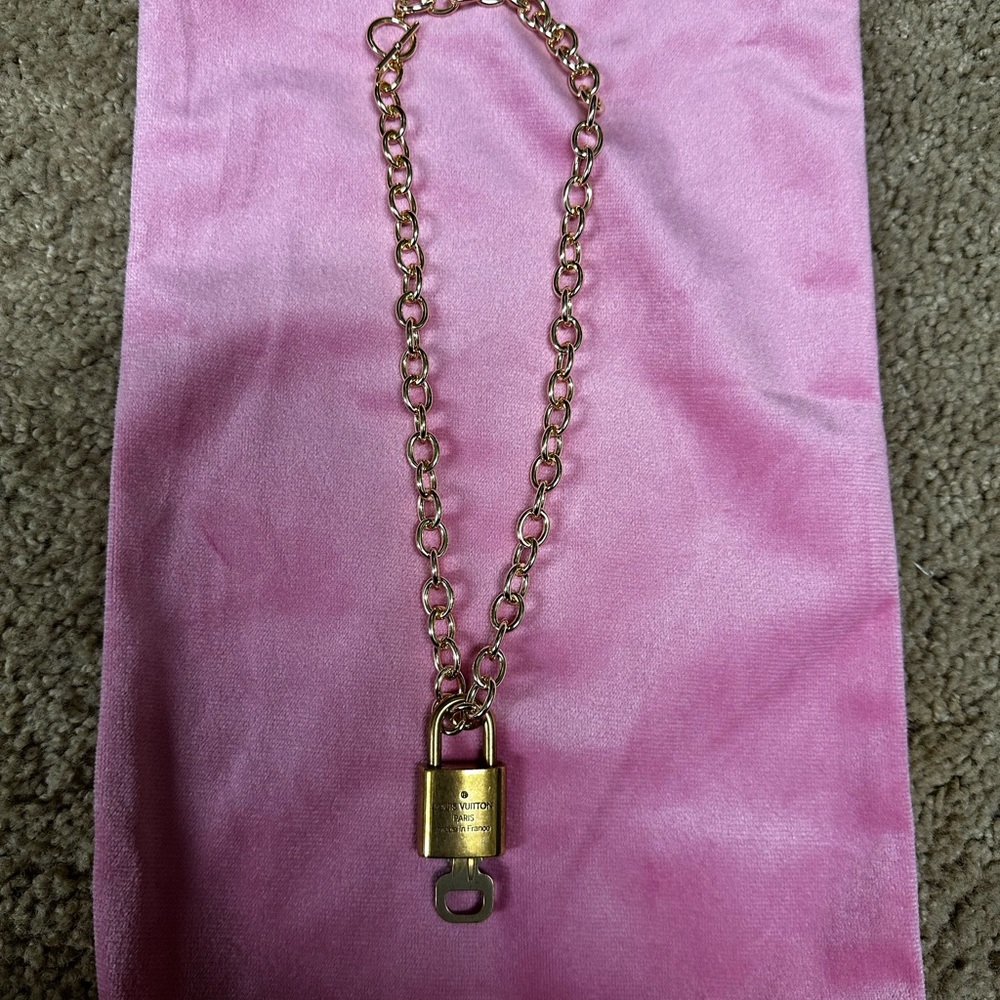 Louis Vuitton Lock with Padlock Pendant necklace on 18k gold plated chain